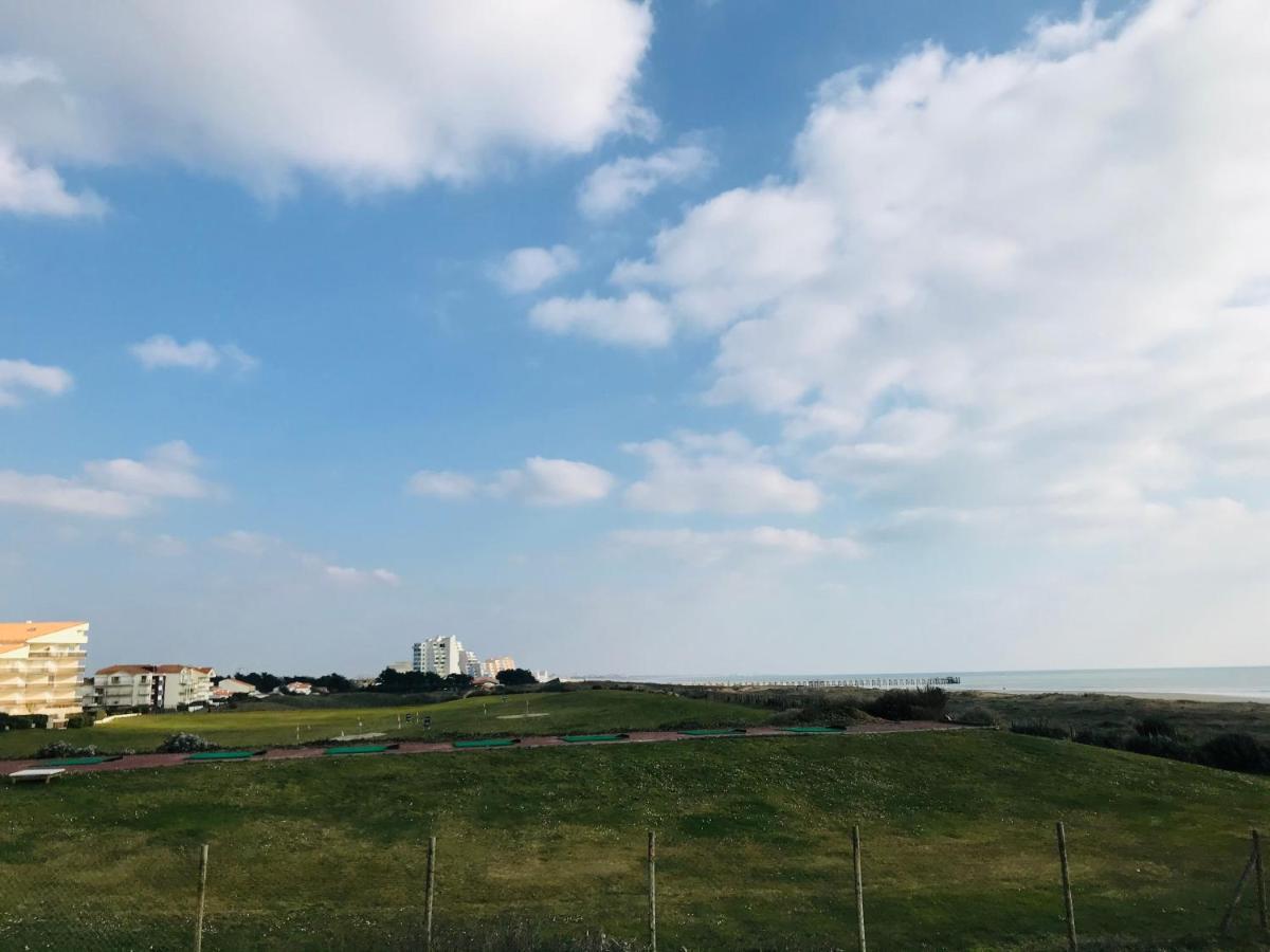 Pied A Terre A Deux Pas De La Mer, Des Commodites Сен-Жан-де-Мон Екстериор снимка